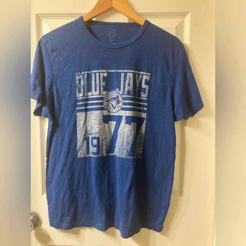 Blue Jays Graphic Tee. Men’s Small. In good condition